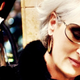 Illustration for article titled Meryl Streep Really Knows How to Work a Pair of Glasses